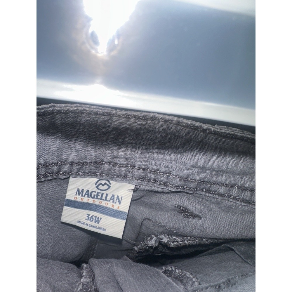 Magellan Outdoors Men's Cargo Shorts Size 36W Gray Cotton Casual Outdoor Utility - Picture 3 of 5